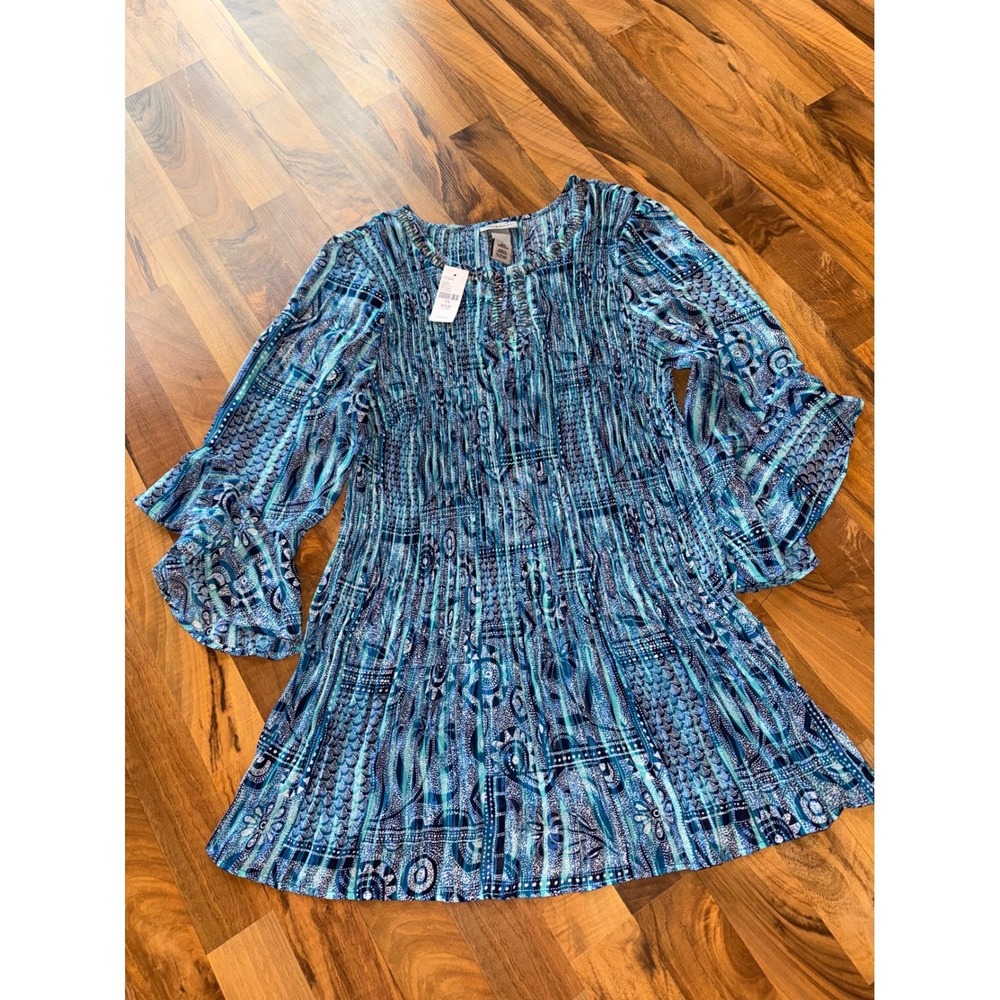 Catherines Tunic Top Women 0X Blue NEW Beaded Ruffle Sleeve Crinkle Print  light